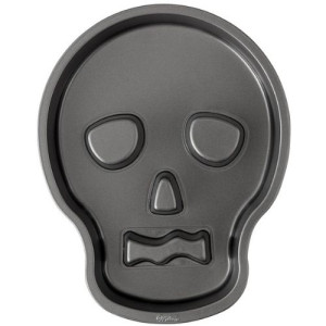 Wilton Skull Tin