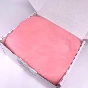 Supreme Silk Sugarpaste 1kg - Baby Pink