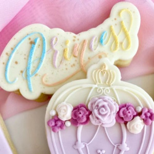 Oh My Cookie - Princess Embosser & Cutter