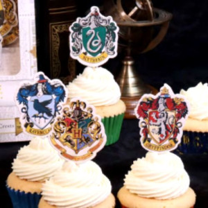 Harry Potter Card Cake Toppers - Hogwarts Crests Pk/25