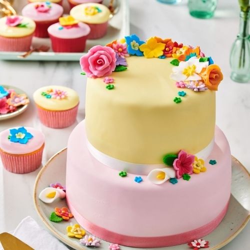 Fondant cake - FunCakes