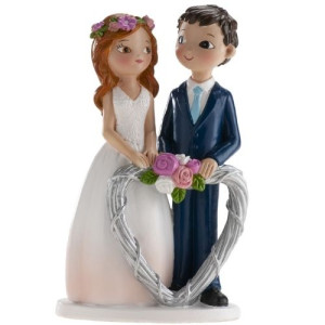Wedding Couple with Heart Topper