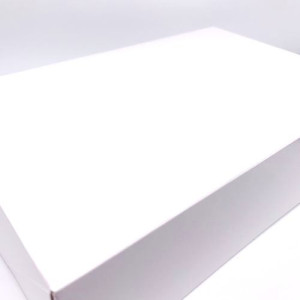 White Cupcake Box - Holds Standard 12's or Mini 24's