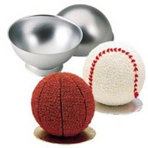 Wilton 3D Sports Ball Pan